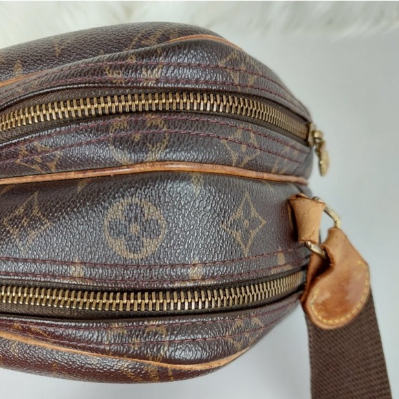 Louis Vuitton Reporter Monogram Crossbody - Picture 10 of 15